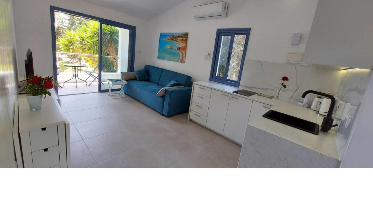 Cyprusmylove Paphos Ngoại thất bức ảnh